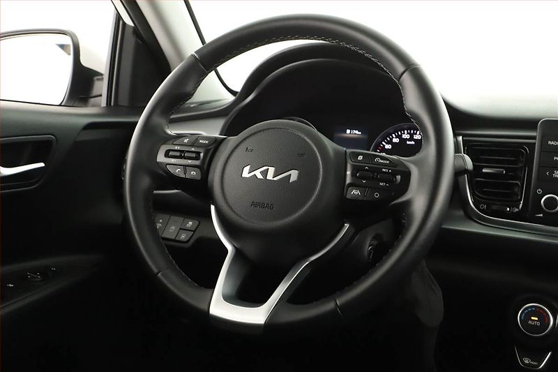 Kia Rio (2022) Exclusive 1.0 T-GDI, ČR,1.maj - fotka 8 z 13
