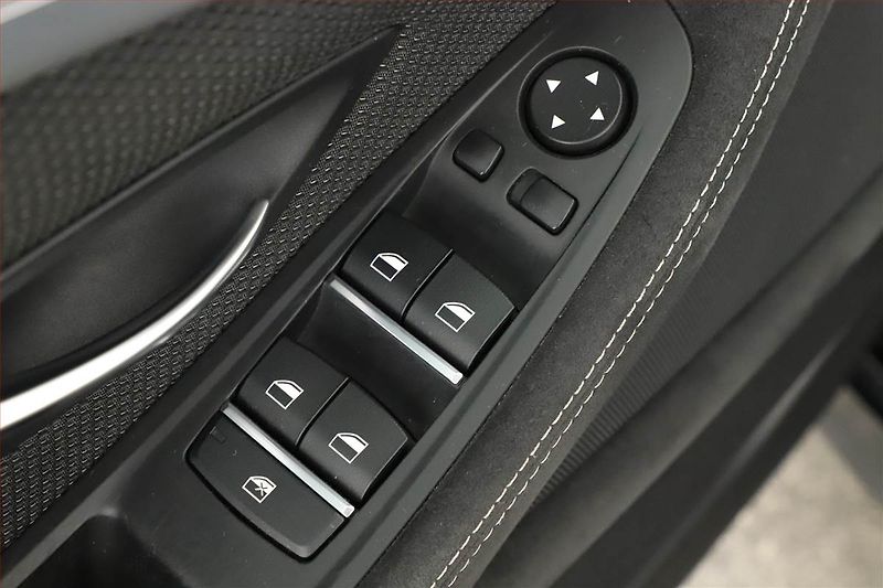 BMW Řada 5 (2017) M Sport 530d, Automat - fotka 9 z 20