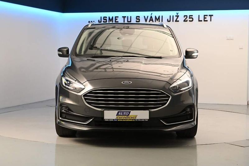 Ford S-MAX (2021) 2.0 7 Míst LED Tažné TITANIUM - fotka 3 z 34