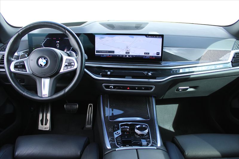 BMW X5 xDrive 30d M PAKET ZÁRUKA ČR - fotka 16 z 37
