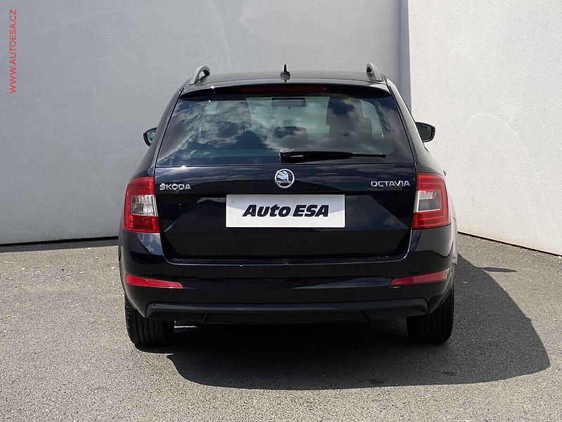 Škoda Octavia (2014) 1.6 TDi, Ambition, navi - fotka 5 z 18