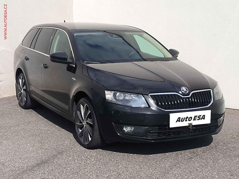 Škoda Octavia (2016) 2.0 TDi, L&K, DSG, STK8/28 - fotografie inzerátu