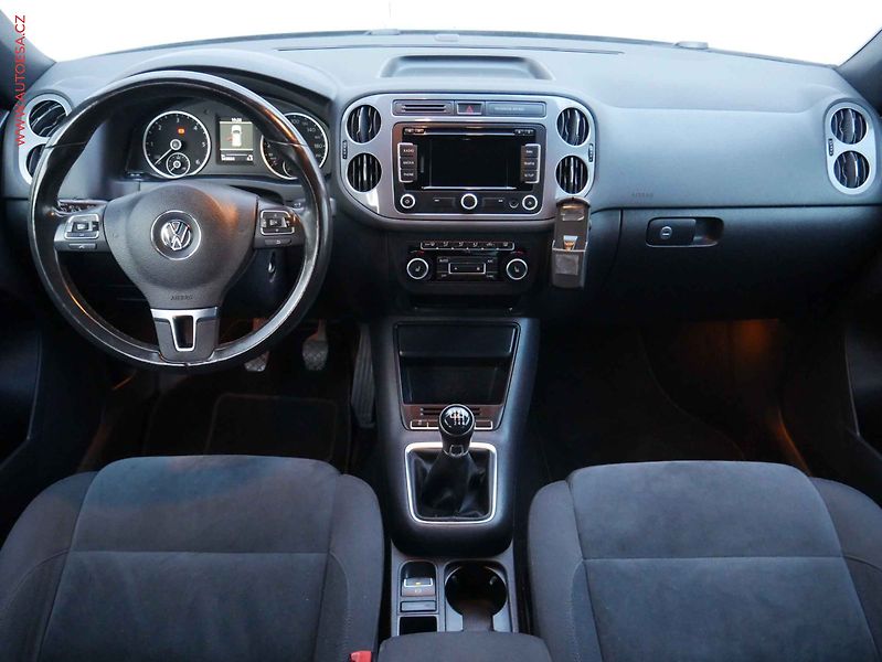 Volkswagen Tiguan (2014) 2.0TDi 4x4, Navigace - fotka 7 z 21