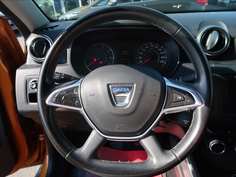 Dacia Duster 1,3 TCe,96kW,1majČR,4x4,klima - fotka 17 z 25