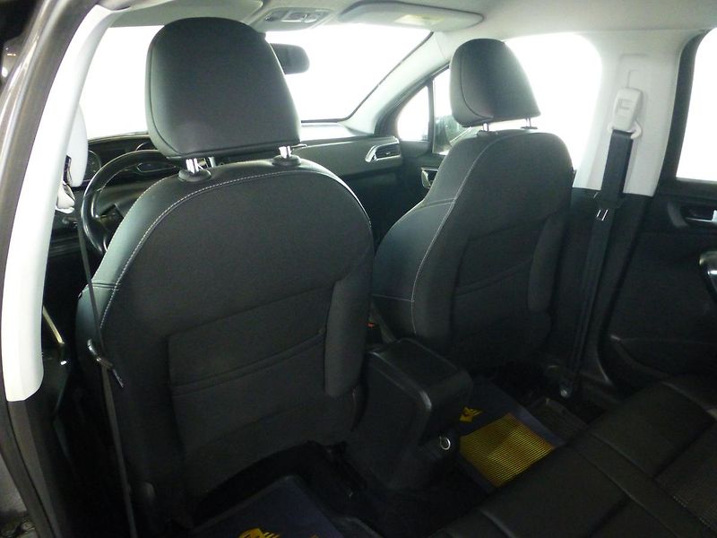 Peugeot 2008 (2015) 1,6HDI-88KW*NAVI*ALU*VYHŘ.SED* - fotka 9 z 17