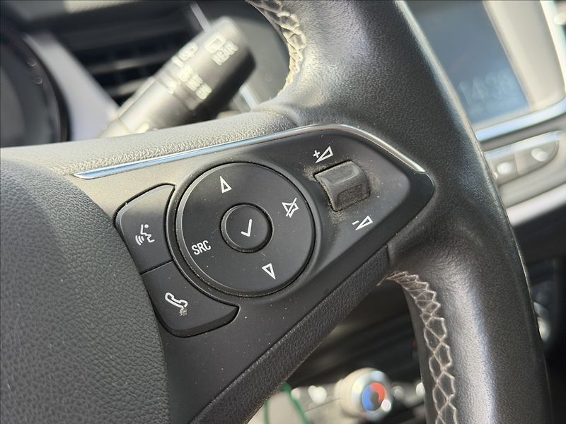 Opel Crossland 1,2 i 39tKm 1.MAJITEL ČR - fotka 16 z 27