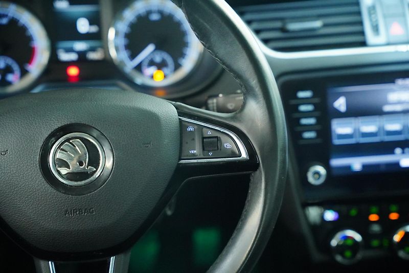 Škoda Octavia - fotka 17 z 26