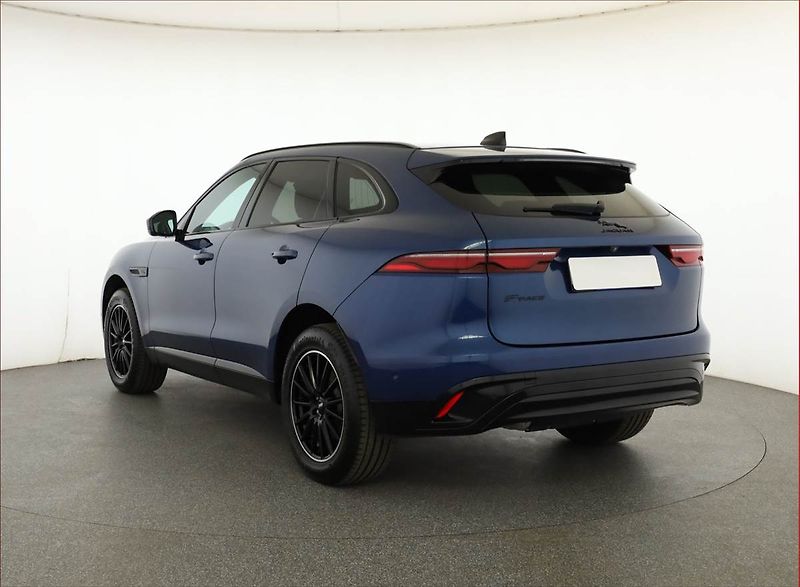 Jaguar F-Pace (2021) D200 AWD - fotka 4 z 20