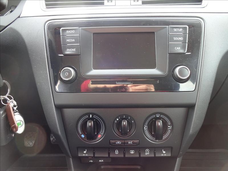 Škoda Rapid 1.2TSI 66kW - fotka 36 z 46