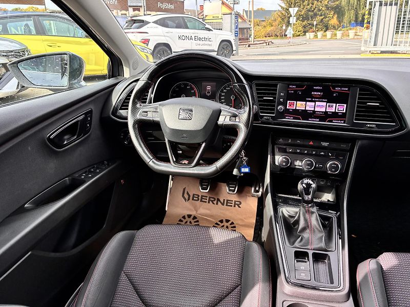 Seat Leon FR,92kW KLIMA REZERVACE - fotka 16 z 31