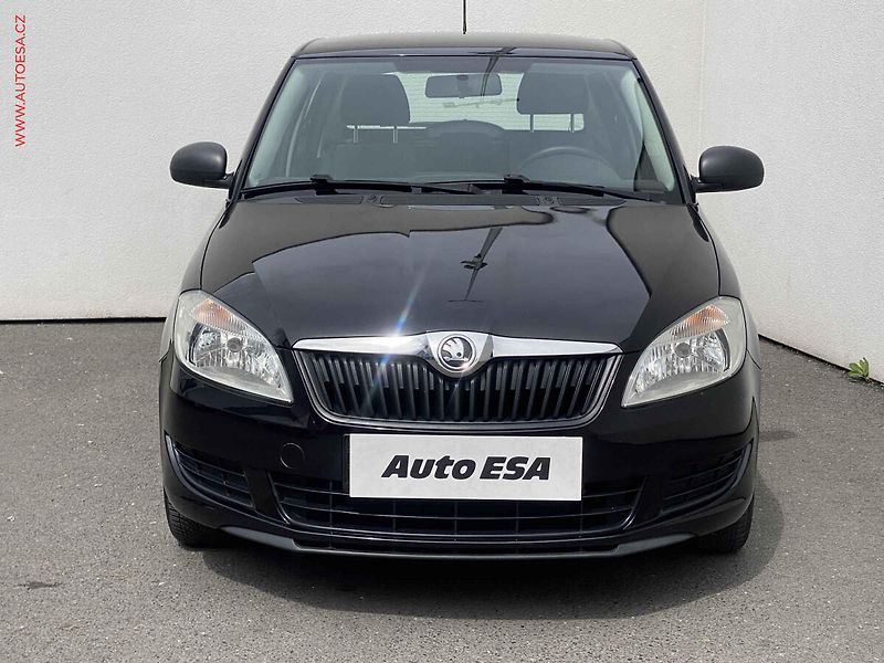 Škoda Fabia (2014) 1.2 TSi, Active, AC - fotka 2 z 14