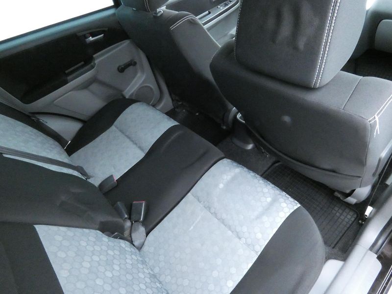 Suzuki SX4 (2013) 1.6 VVT - fotka 27 z 30