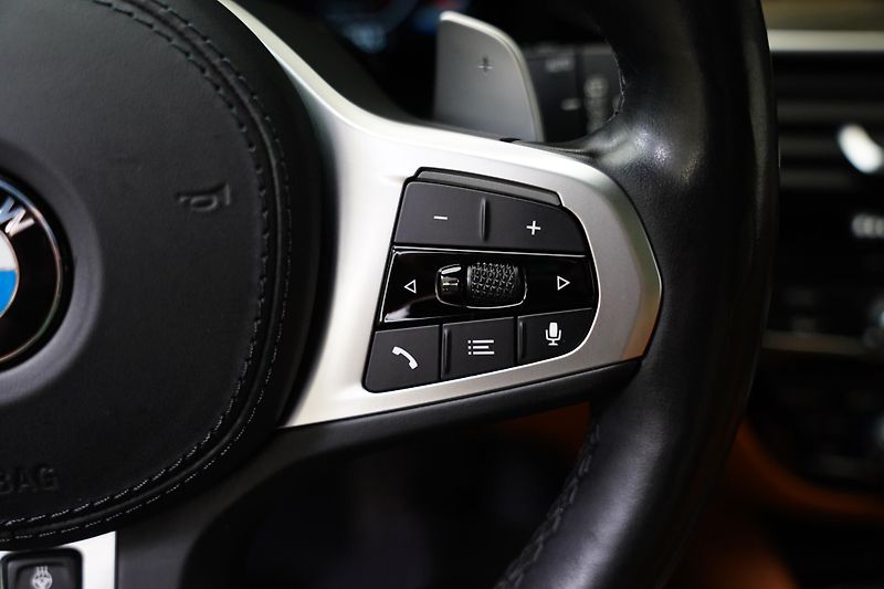 BMW Řada 5 - fotka 16 z 30