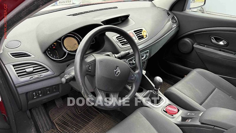 Renault Mégane (2010) 1.6i, ČR, autoAC, temp - fotka 3 z 3