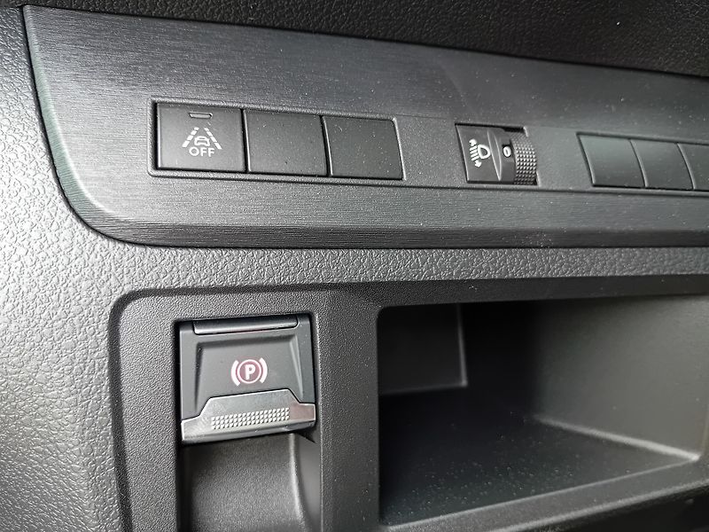 Fiat Scudo (2026) 2,2MTJ L3 KOMBI FLEX/8L ZÁRUKY - fotka 13 z 19