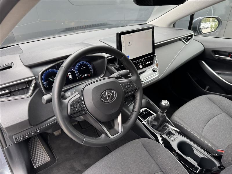 Toyota Corolla 1,5 VVT-i Comfort Tech ZÁRUKA - fotka 9 z 29