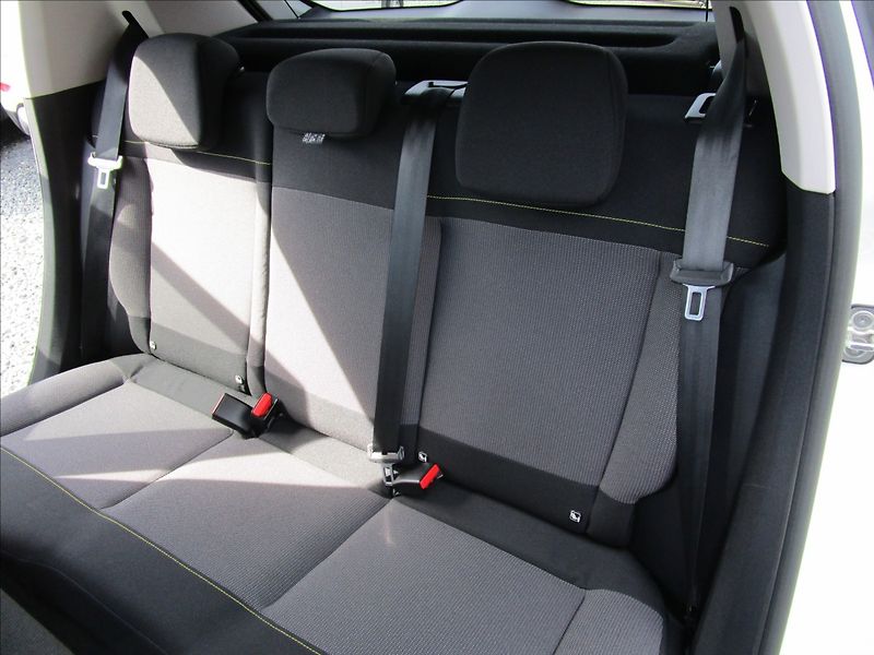 Citroën C3 1.2 PureTech 83 S&S Feel, 1. m - fotka 26 z 36