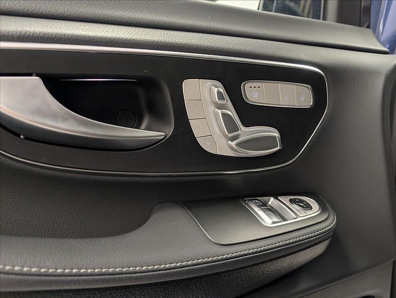 Mercedes-Benz Třídy V V300 XL  AMG AVANTGARDE 4 MATI - fotka 11 z 31