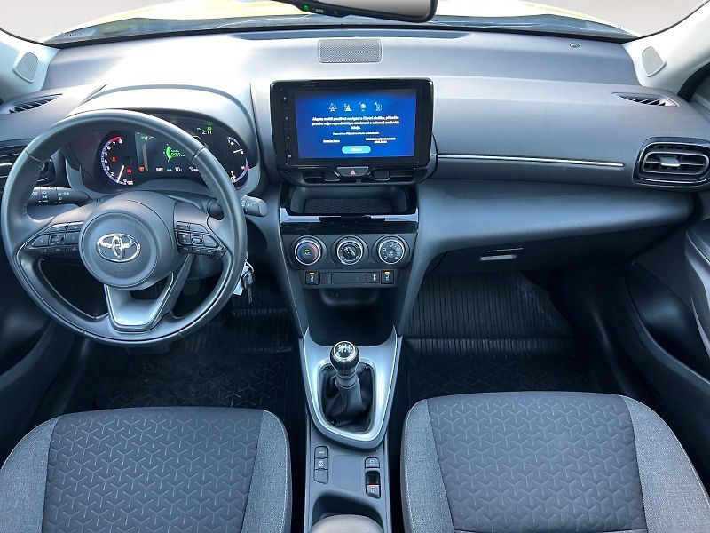 Toyota Yaris Cross (2023) COMFORT TECH 1.5 92kW CZ DPH - fotka 10 z 24