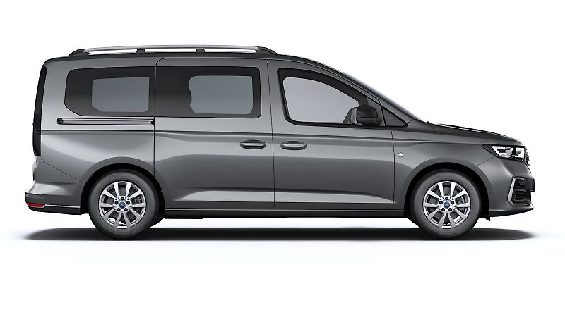Ford Tourneo Connect (2026) Titanium, Grand Tourneo, 2.0 E - fotka 8 z 9