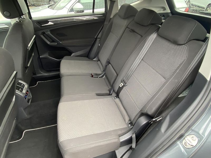Volkswagen Tiguan Allspace 1.4 TSI COMFORTLINE DSG - fotka 21 z 25