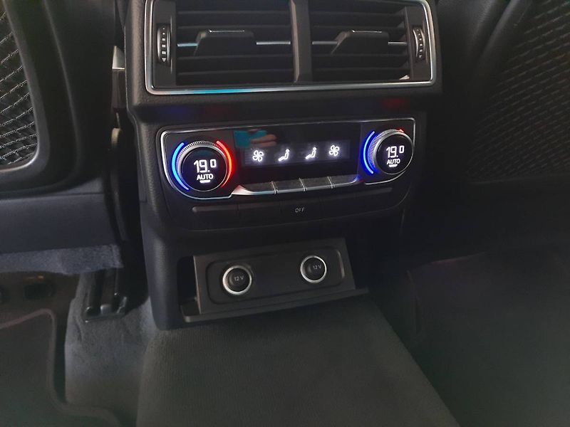 Audi SQ7 (2017) 4.0 TDI quattro (320kW/435k) T - fotka 23 z 30