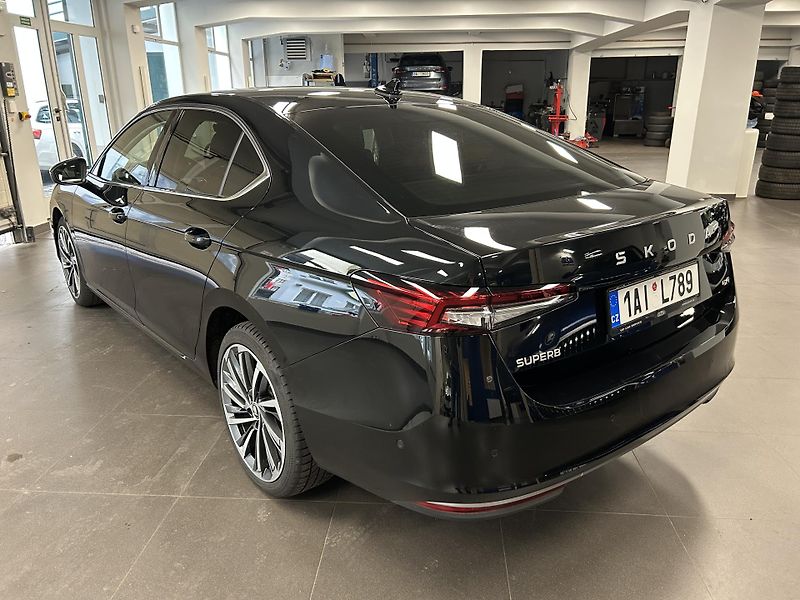 Škoda Superb (2025) 2.0TDi L&K DSG 4x4 Nez.T 142kW - fotka 3 z 32