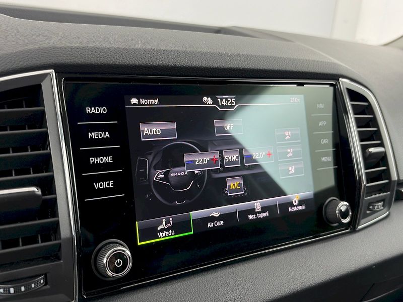 Škoda Karoq (2025) DSG 2.0TDI 110kW Selection Tou - fotka 20 z 34