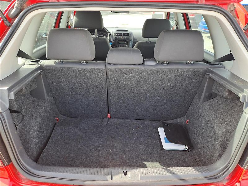 Volkswagen Polo 1,0 i - fotka 13 z 13