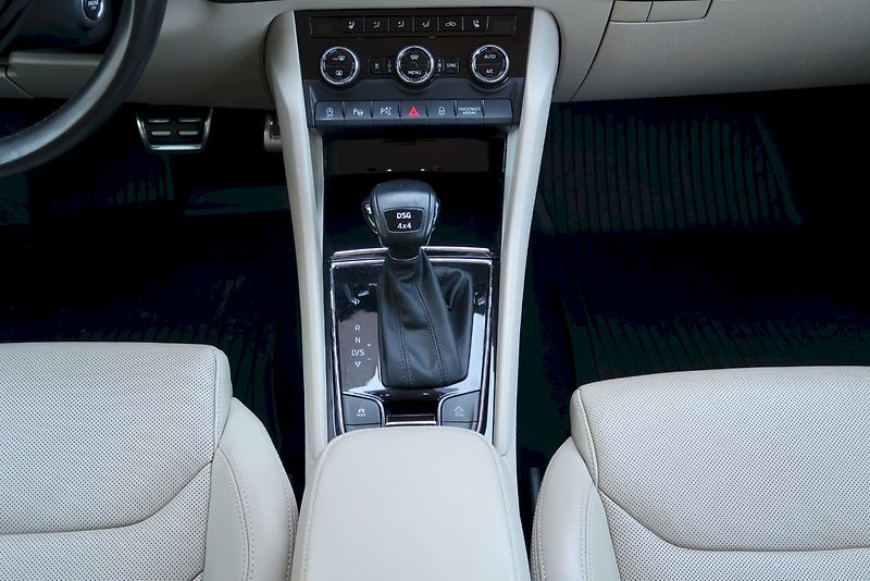 Škoda Kodiaq (2016) Style Plus 2.0 TDI 140 kW 4X4 - fotka 28 z 29