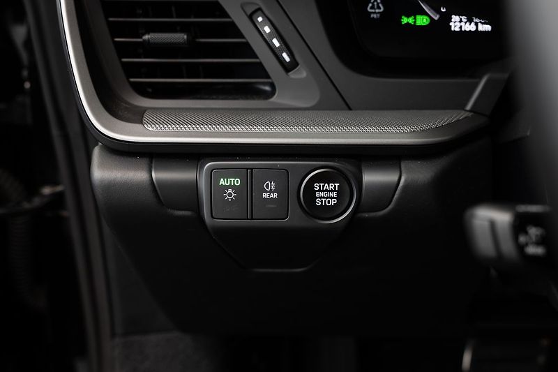 Porsche 911 (992.2) Carrera Pano/Bose/Spor - fotka 18 z 23