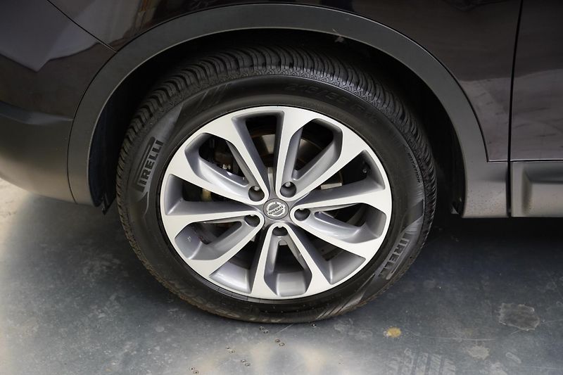 Nissan Qashqai - fotka 10 z 24
