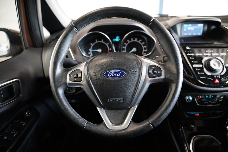 Ford B-MAX - fotka 18 z 24