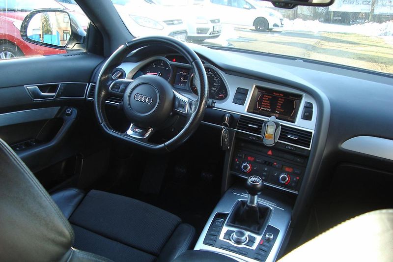 Audi A6 (2010) Avant 2.7 TDi, S-Line, Nová ST - fotka 34 z 56