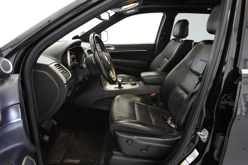 Jeep Grand Cherokee 3,0 CRD 4X4 - fotka 13 z 31
