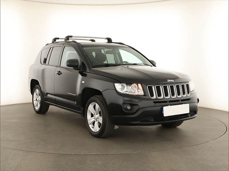 Jeep Compass (2011) 2.2 CRD, 4X4, Tempomat - fotografie inzerátu