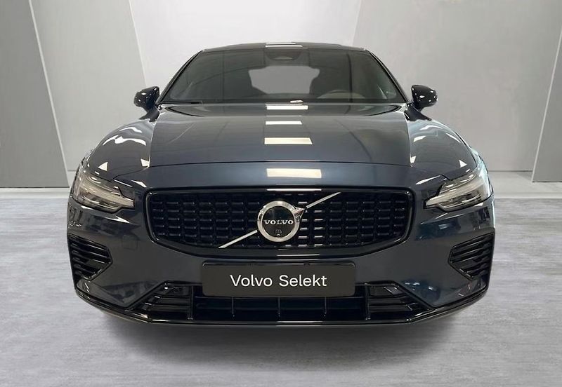 Volvo S60 Recharge T6 AWD 360k Taž Pano - fotka 5 z 26