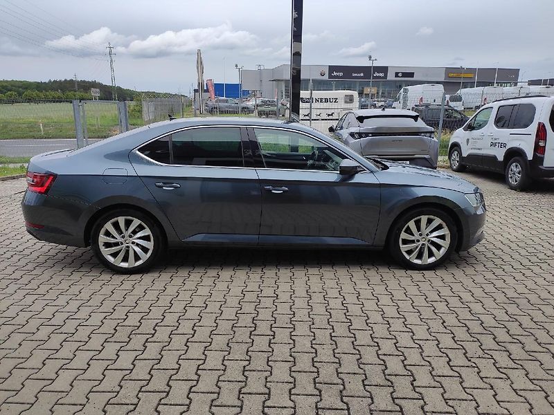 Škoda Superb (2018) 2.0 TDI 140kW 4x4 TZ 1.majitel - fotka 7 z 46