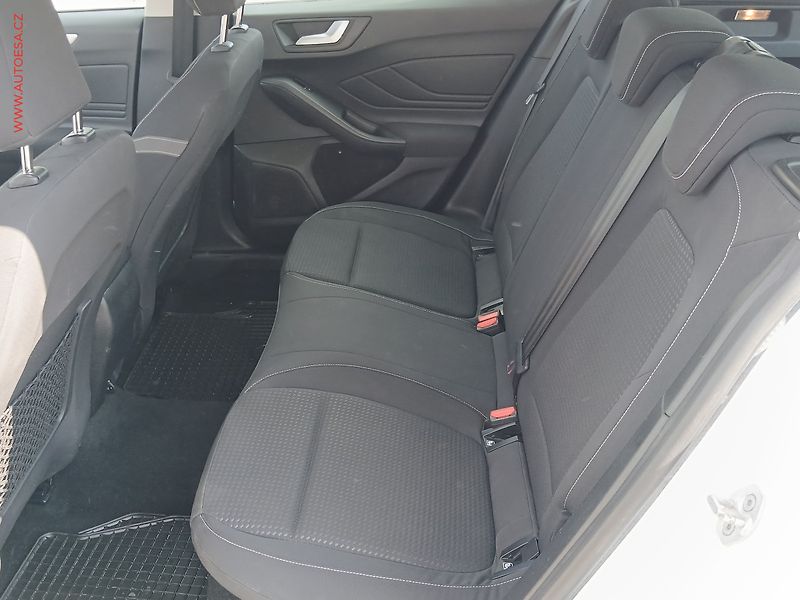 Ford Focus (2019) 1.5 TDCi, AC, temp - fotka 10 z 20