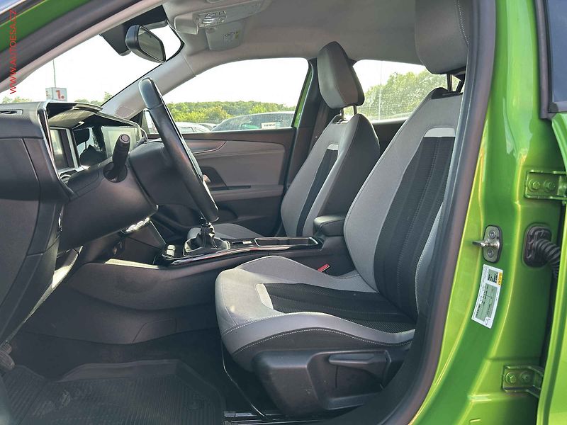 Opel Mokka (2021) 1.2T, 1.maj,ČR, AC, park - fotka 9 z 19