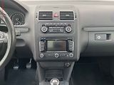 Volkswagen Touran (2012) 2.0 TDi, AC, panor - náhled 12
