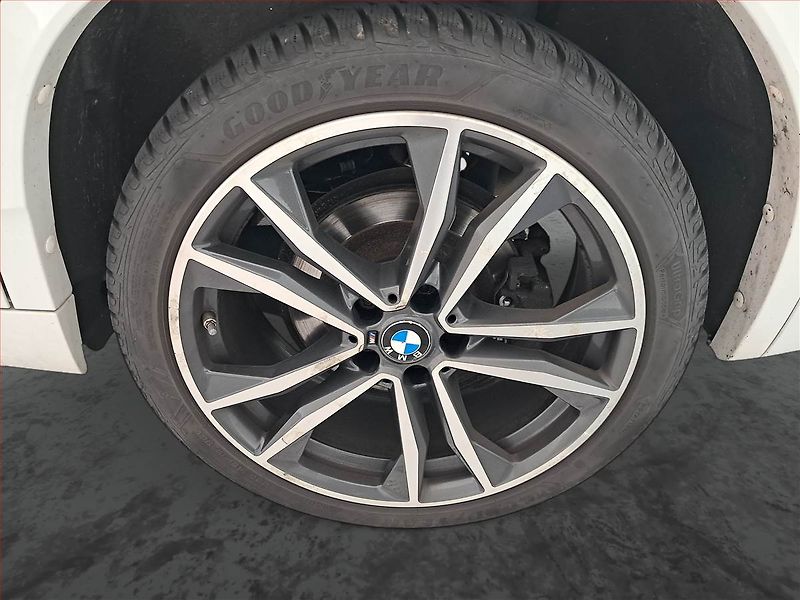 BMW X2 (2020) M Sport xDrive20d - fotka 14 z 18