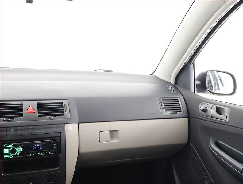 Škoda Fabia (2005) 1.2, levný provoz - fotka 8 z 14