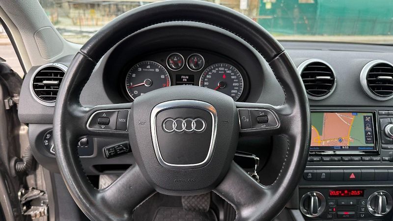 Audi A3 (2011) 1.4TFSi 92kW REZERVOVANO - fotka 13 z 25
