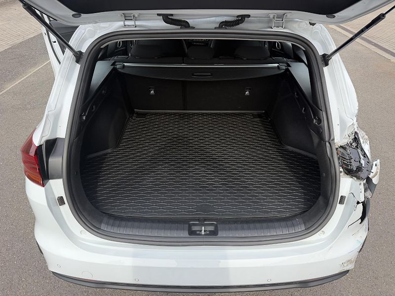Kia Ceed Kombi 1,5i 103kW  - fotka 21 z 21
