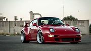 Gunther Werks 400R je jakýmsi Porsche 911 (993) GT3 RS, který však Němci nikdy nevyrobili.