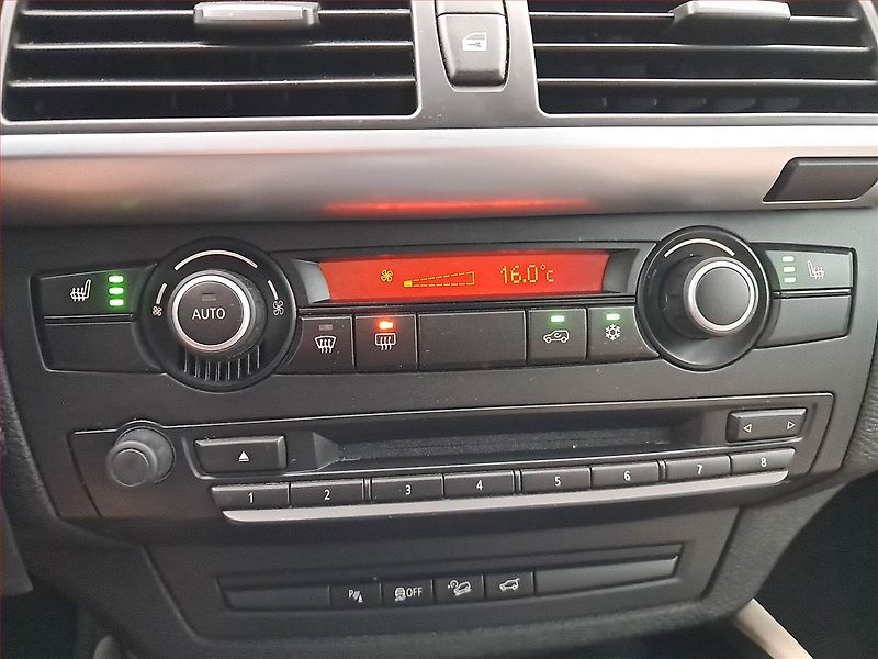 BMW X6 (2013) xDrive30d, 4X4, Automat - fotka 18 z 22