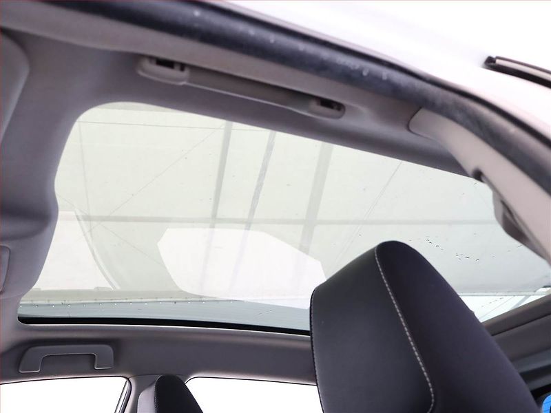Toyota Auris (2013) Hybrid, Automat, Serv.kniha - fotka 21 z 21