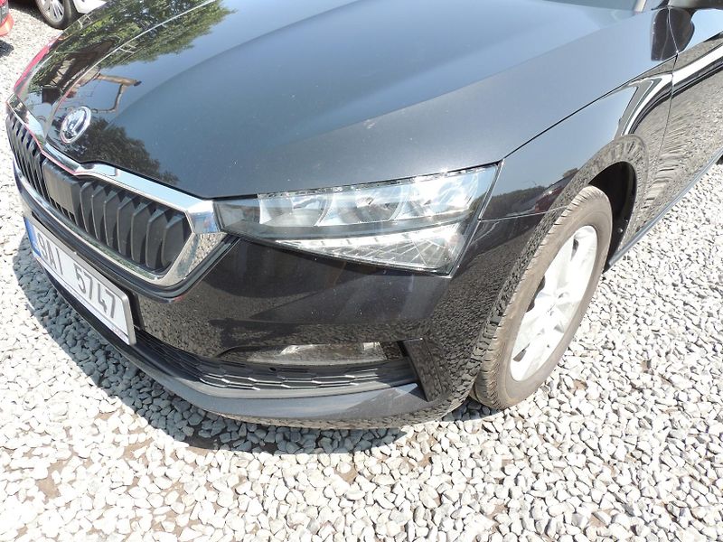 Škoda Scala (2022) 1.5TSi,110kw,AMB+,ČR,1.majitel - fotka 9 z 43