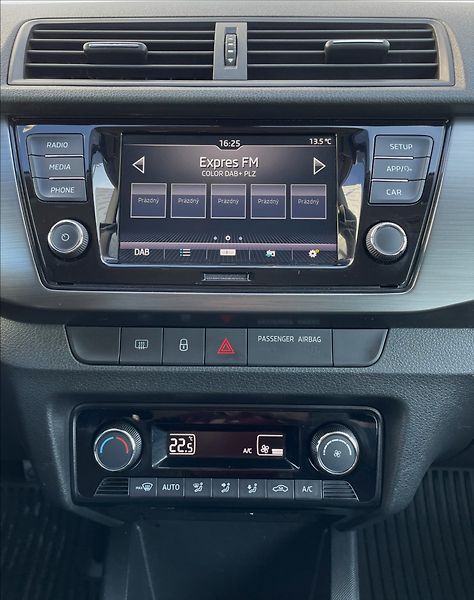 Škoda Fabia 1,0 TSi,STYLE,Po serv.,ČR,DPH - fotka 15 z 22